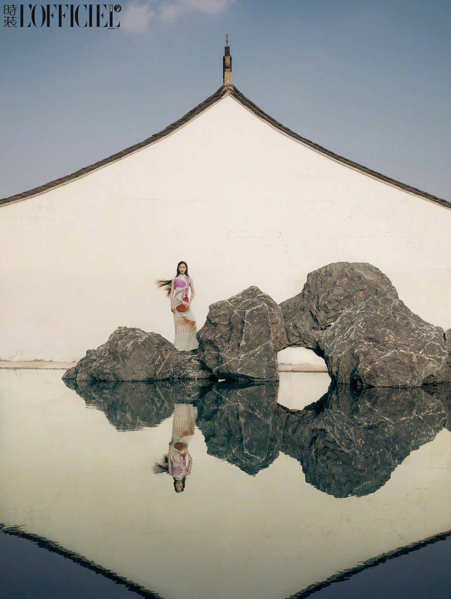 刘诗诗中式风格又美又媚 袅娜古韵之中诗意盎然