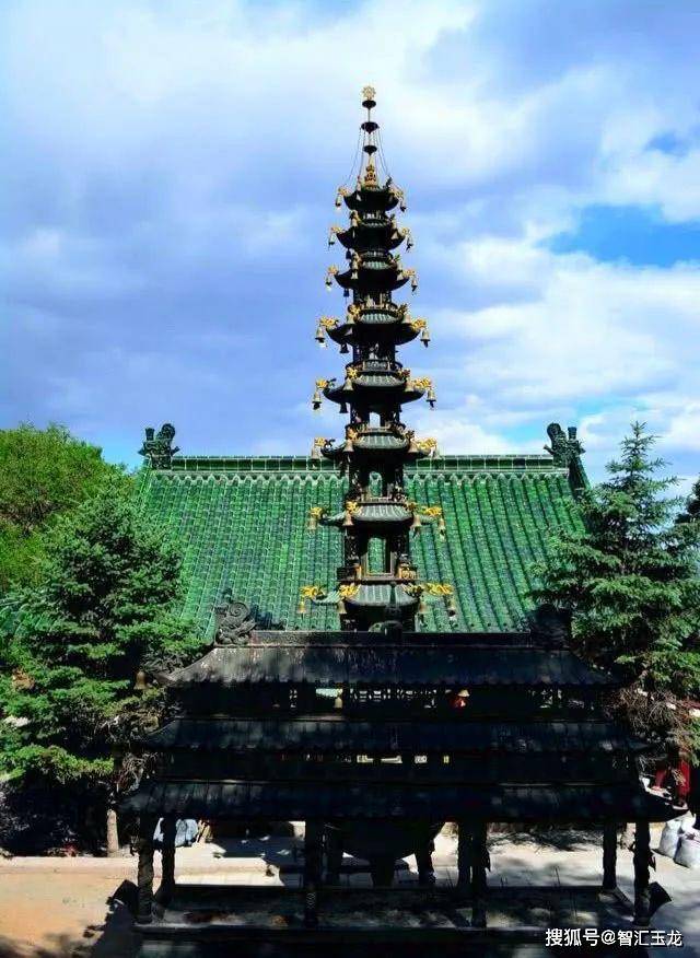 信仰地图 始建于辽代赤峰香山寺 群山环抱风水好 美的一塌糊涂