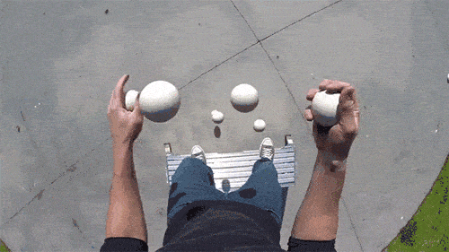 搞笑gif开心一刻:我只服这位大哥