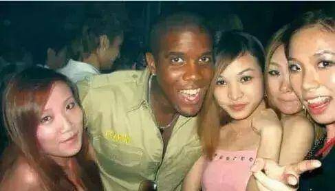 广州成60万非洲黑人聚集地,但多为男性,为何非洲女性不愿到这?