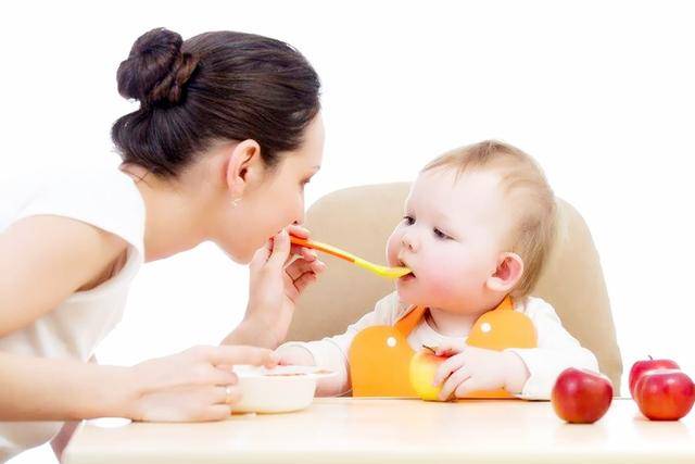 怎么教宝宝自己拿勺子 7c16d6a84147443c9cdca5045abe24b9.jpeg