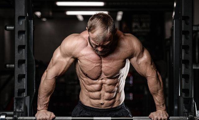 如何练胸肌更有效 a5593a5c2656471680542e0bae7f1ff3.jpeg