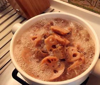 莲藕排骨汤怎么炖出来粉粉的 23f1075f5f13457ab91b1e659243ab79.jpeg