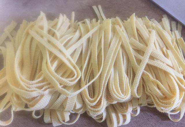 丝是什么材料做的 2b858e04d0dd40f98930dc5710d5fdfb.jpeg