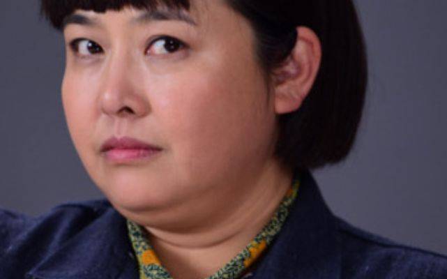 曾美若天仙的她,事业当红却因病退出娱乐圈,如今爆肥仍单身