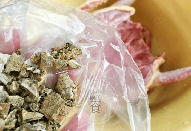 鸽子怎么炖好吃又营养适合宝宝吃 1eb6ffa8faac4b338451e31eef07fd42.png