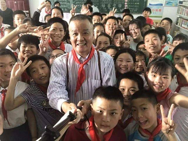 深圳的隐形巨富：公司一天可赚4.5亿，每7个国人