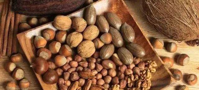 坚果是补充人体的什么 4356b5c1e48d459fbcb4e02af0d199dc.jpeg