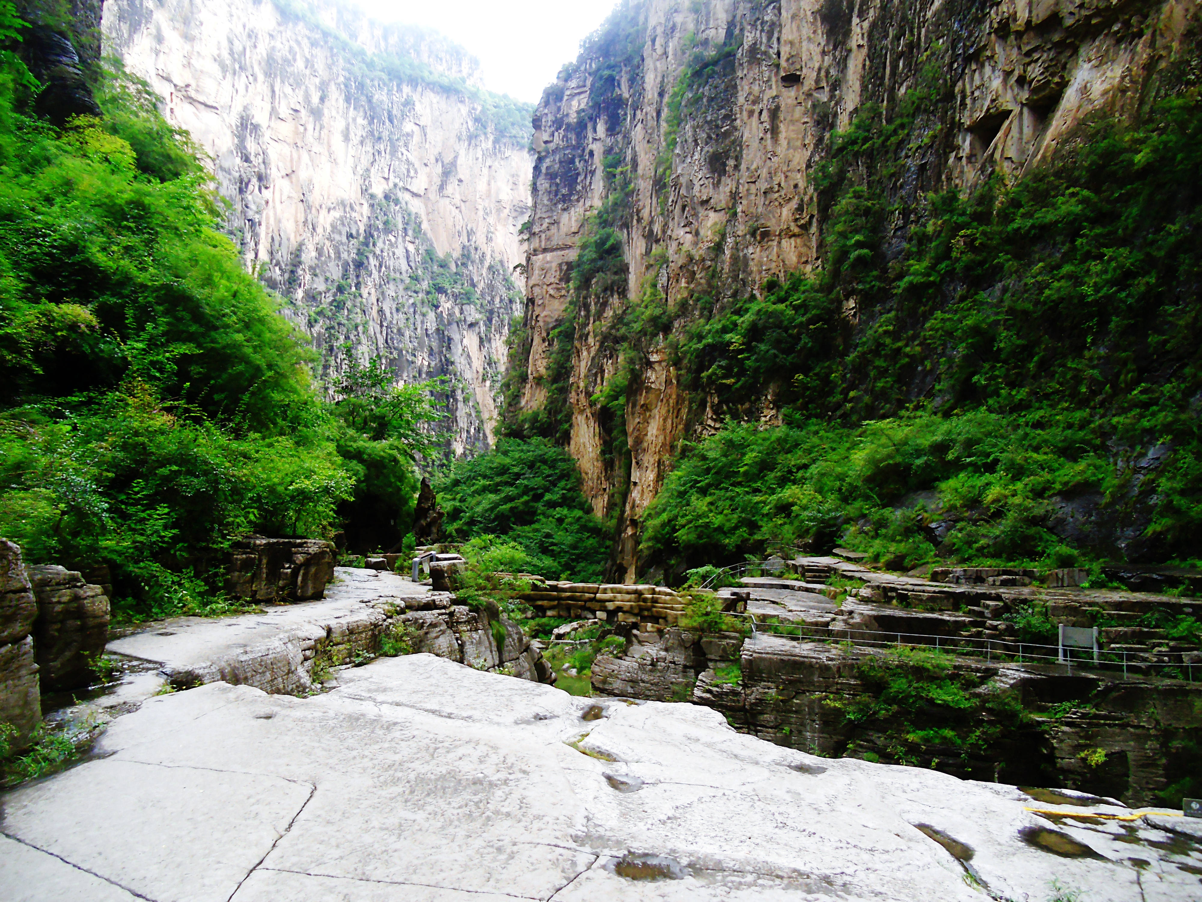 印象:壶关太行山大峡谷之红豆峡