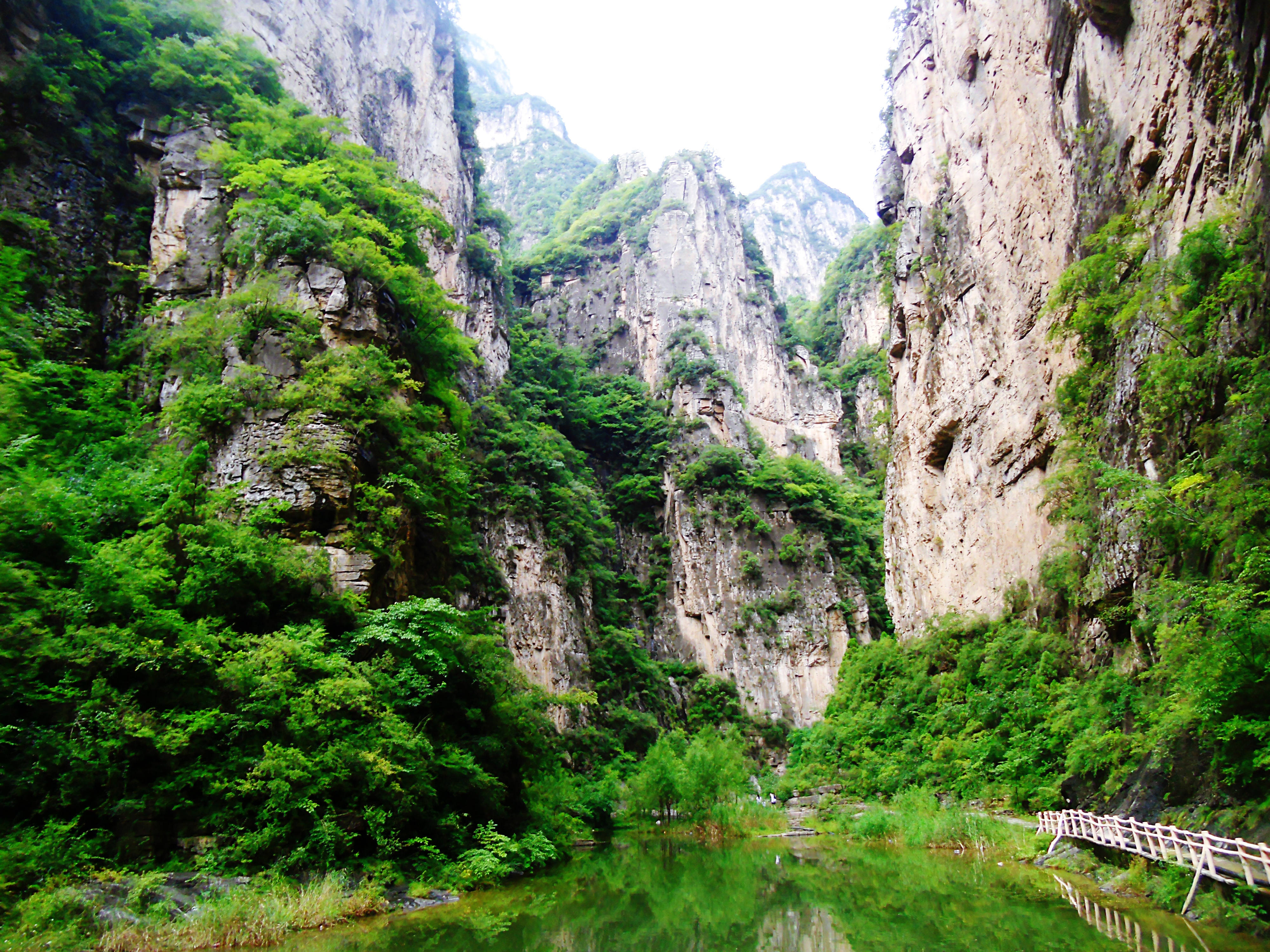 印象:壶关太行山大峡谷之红豆峡