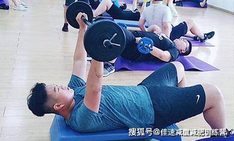 快速瘦肚子的有氧运动 6c6700e226ea41779933a755f13d6c83.jpeg