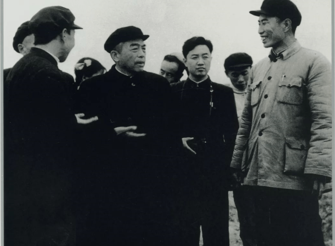 解放军|彭老总请胡宗南的爱将吃饭，他拿出一个罐子，从里面夹出三片羊肉