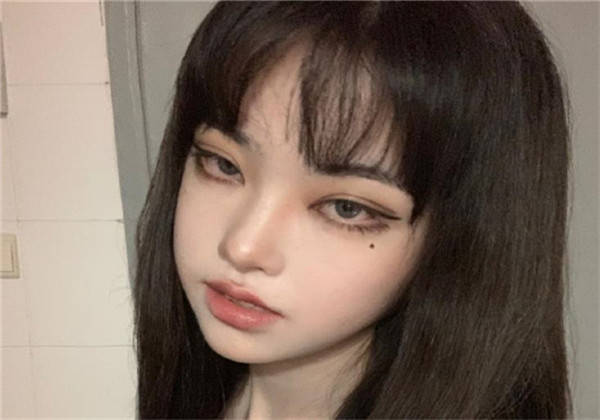 直击灵魂的富江仿妆,原作者都忍不住点赞,网友:本人请勿参赛
