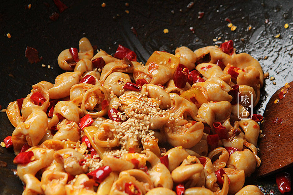 肥肠配什么菜好吃一点 65c359207c424f38bb6259f827547856.jpeg