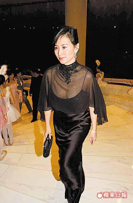 鞠婧祎新剧再现鼻子透光,四千年美女被指人造,网友一句话竟无言以对!