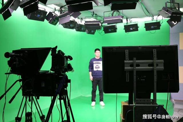 怎样看国外电视节目 c2438c69bff747e0af49b0000e435cad.jpeg