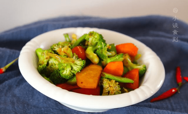 烧什么菜好吃最有营养 653e87bec04545c69fccd24a5c19f9d2.png