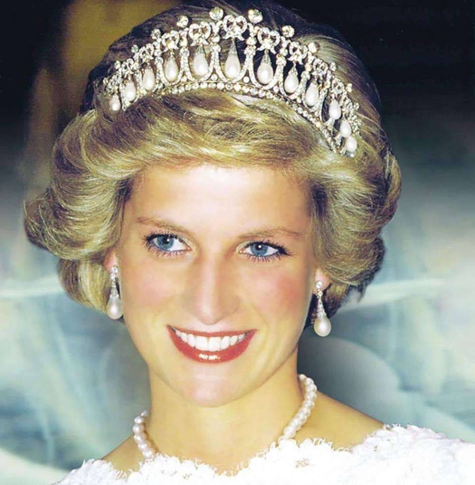英国最强小三卡米拉：插足戴安娜婚姻，威廉王子曾想娶她女儿为妻