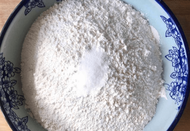 平底锅烙饼一次烙4个饼 814c58171ec4484fb5ebe8188cf2201e.png