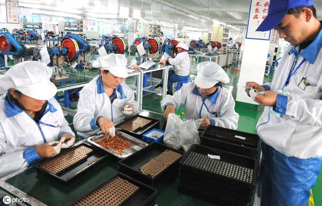 曾经进厂打工要交钱,现在进厂还返钱,新骗局吗?