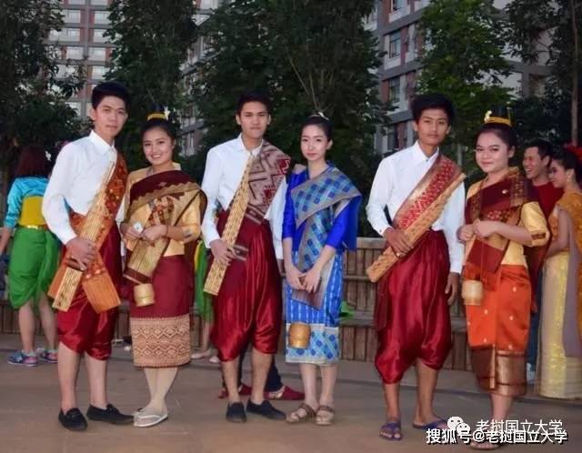 【筒裙】中国56个民族,但老挝最具有民族特色的是筒裙