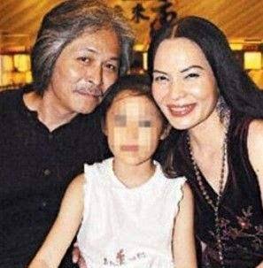 歌手潘越云和情人偷情被丈夫带警察捉奸,积攒多年的人气消失殆尽