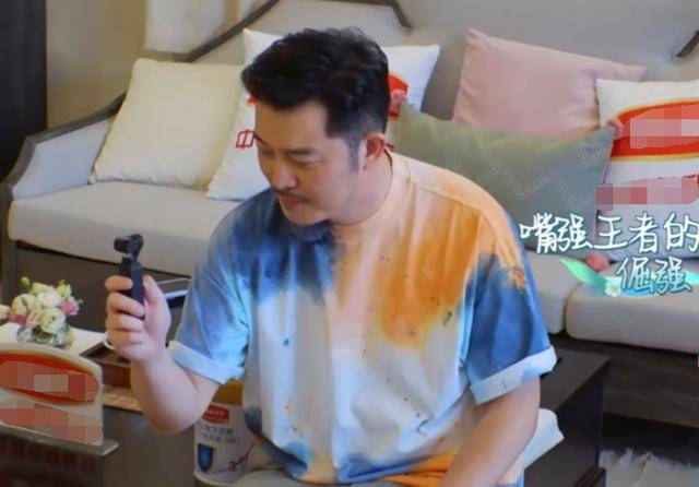 沙溢翻车现场？胡可一句话揭露他家庭地位，贾