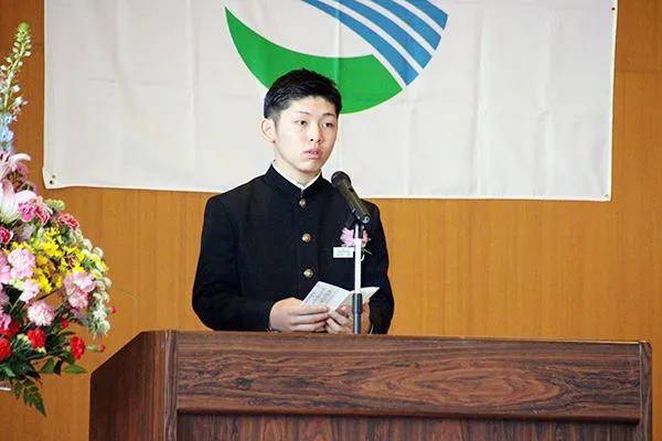 上海“1人幼儿园”引4亿人爆笑，日本这所“1人中学”却让无数人留下眼泪...