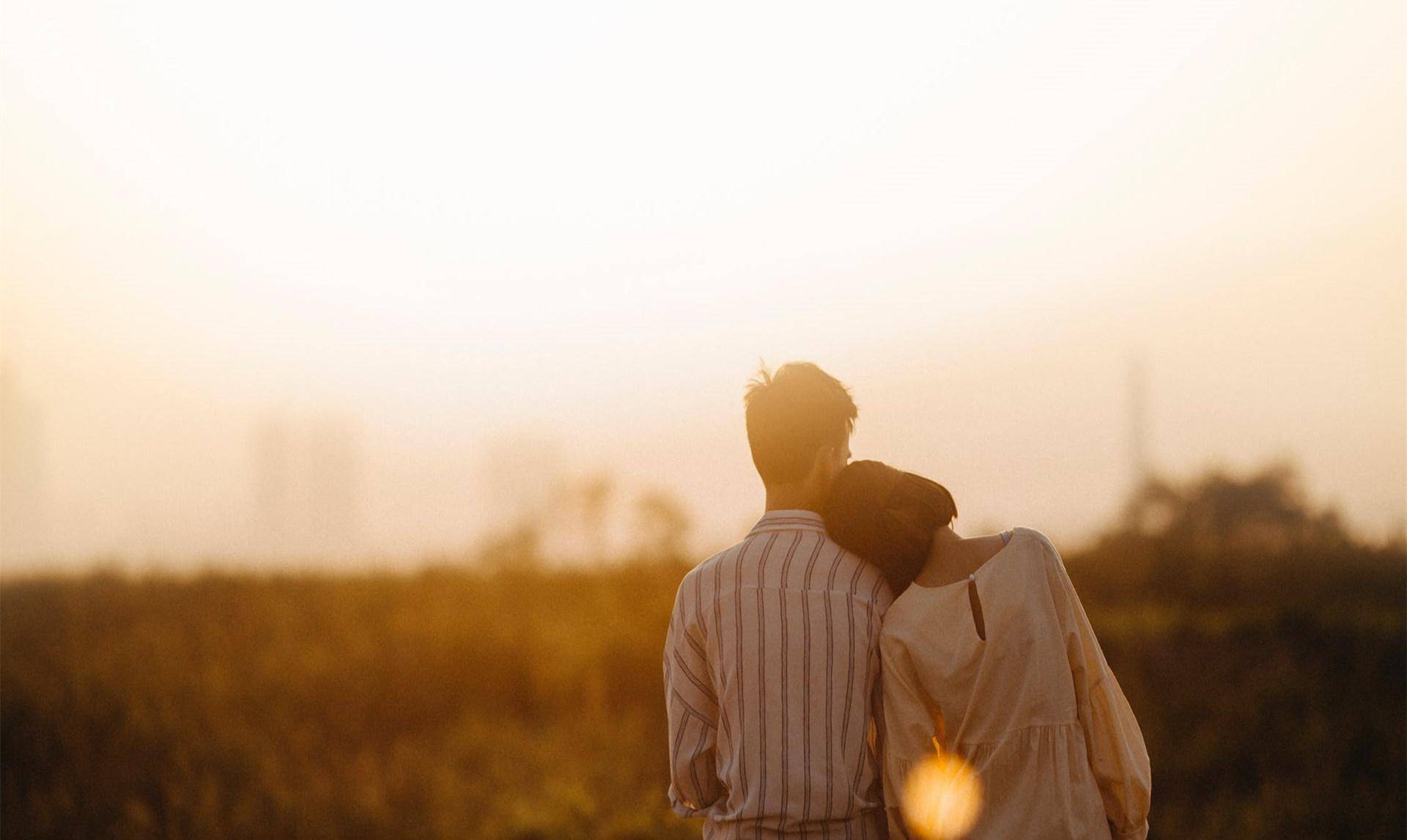 原创一位离婚女人的经历：曾经可怜同事，出轨怀了他的孩子