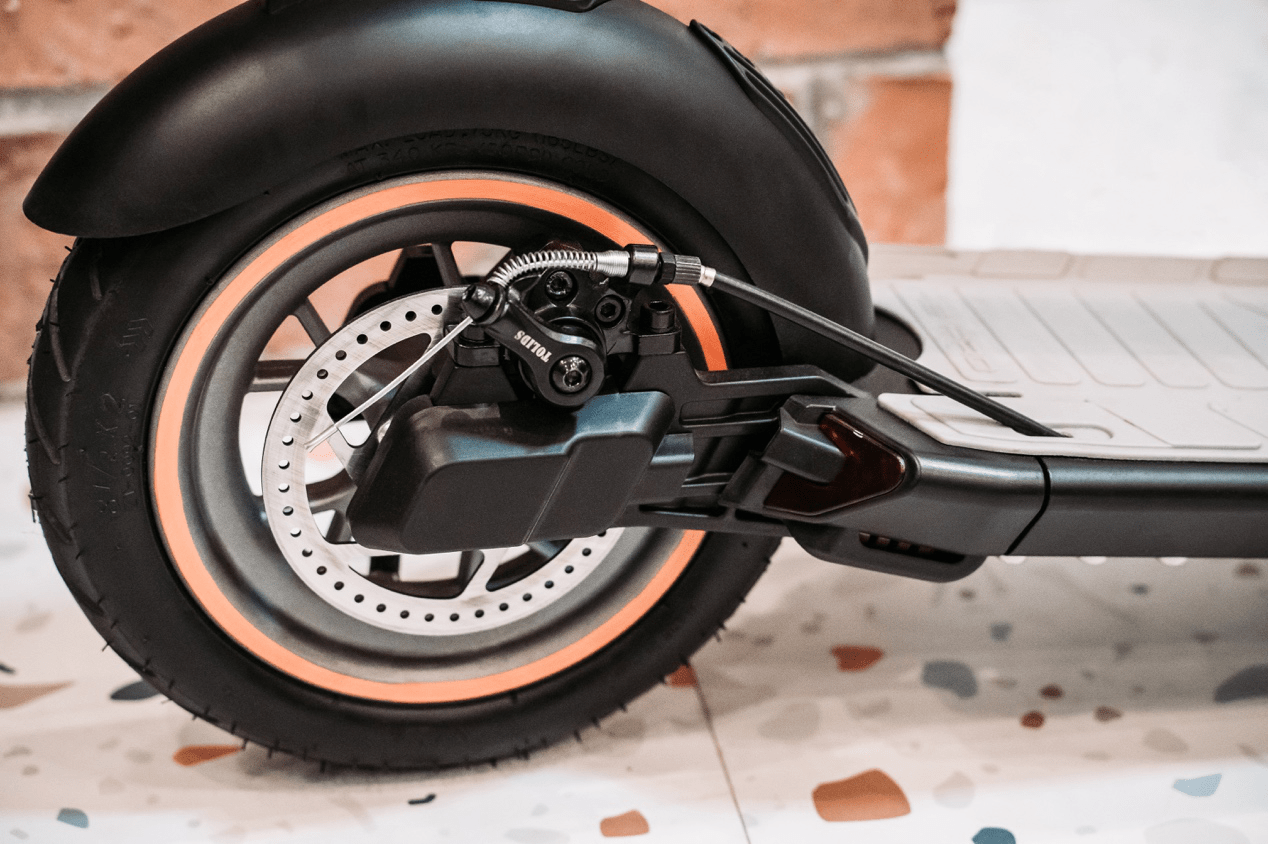 618特惠开启！联想智能滑板车M2底价来袭，1699元性价比超高