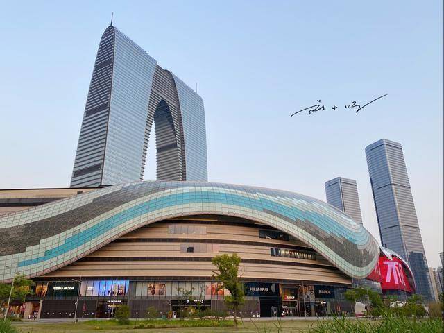 苏州gdp2万亿超过省份_苏州是哪个省份(2)