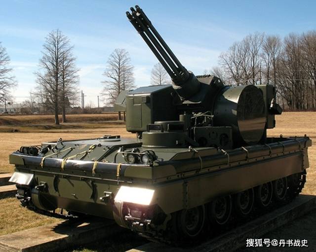 原创最强的加特林炮美国t249自行防空炮一发就能重伤直升机