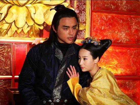 哥哥嗜赌自杀妻子是曾交往四年女星！红星明道