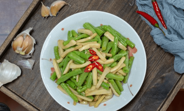 炒豆角怎么炒好吃又嫩又脆 683a4c7b11b14efea591ca1d6f51dc24.png