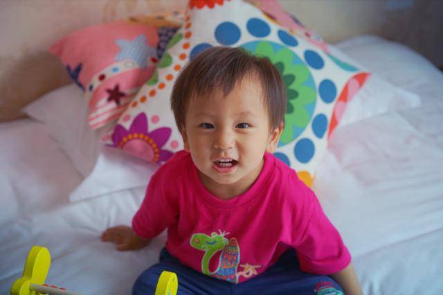 食物|伤脾胃，家长要牢记儿科医生劝告：夏季带娃4种食物不能给娃吃