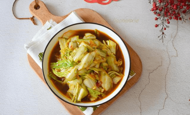 酸辣白菜怎么做好吃过瘾 c444f8974c4b4090bfeff707bd9420ee.png
