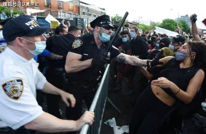 GDP乱报_森林报手抄报