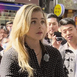 搞笑gif:再也不怕老婆找到私房钱了