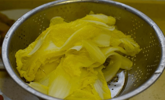 哈密瓜怎么做的最好吃又简单 b6152096e06b4507a54d057f6d46b42c.png