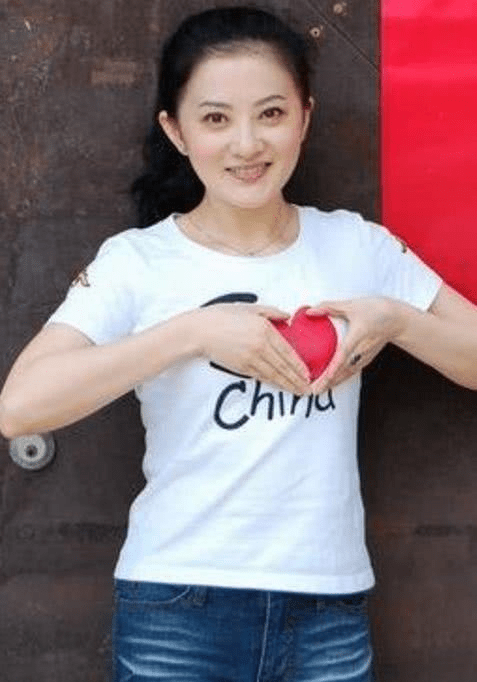 "小婉君"金铭:8岁当演员,19岁考上北大,至今40却还单身