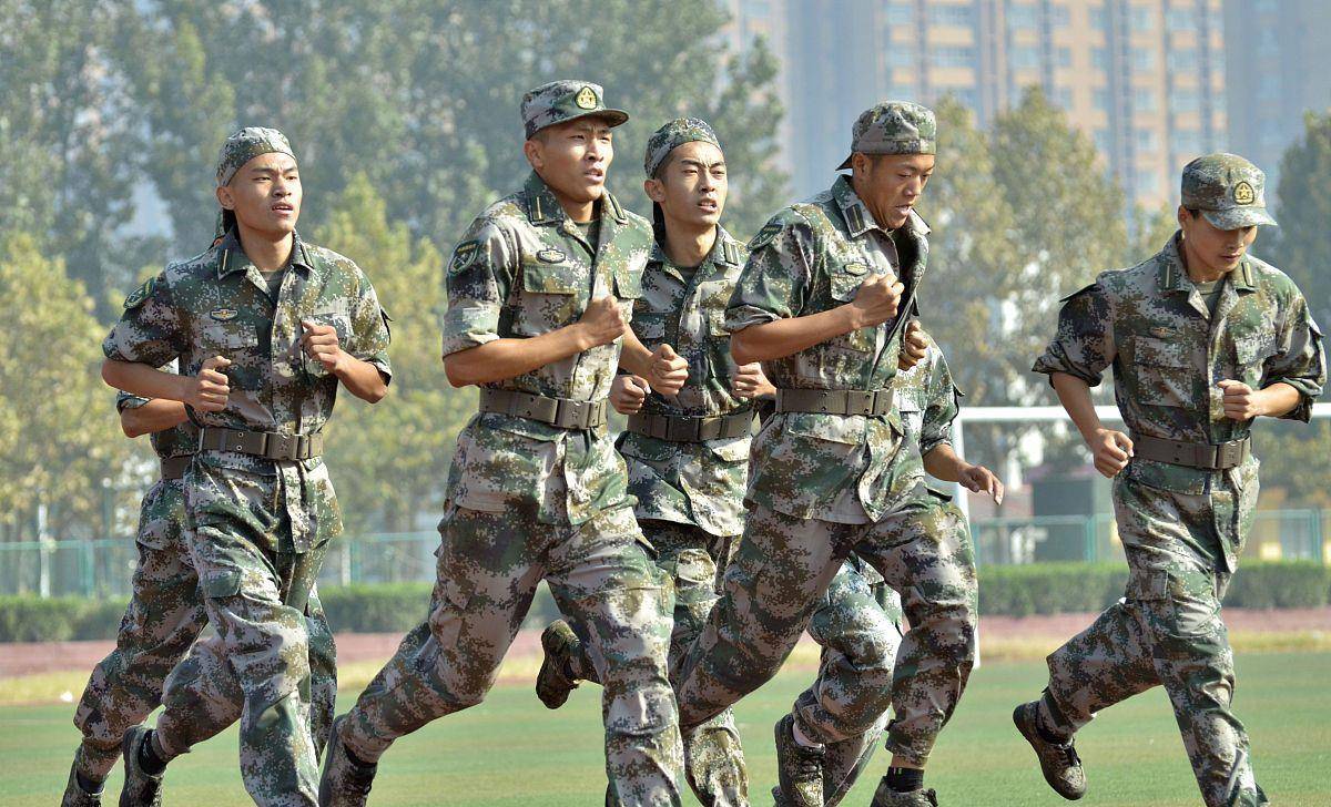 当兵考士官学校有4大“保障”，最好都了解