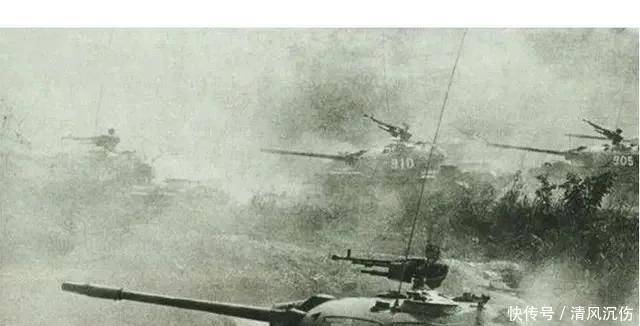 1979年对越作战中的62式轻型坦克冲锋