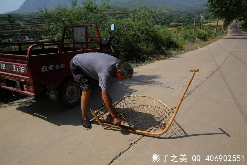 "掠子 割麦神器 晋南垣曲传统麦收工具