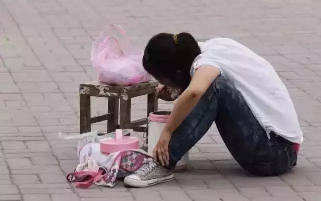 郸城|“最牛县高”考前校园照让人泪奔!考上一个大学生,挖掉一个穷根子