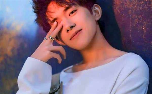 怎样才能当明星 9b3c2979bfe24a8fa1699845c8eaa4ad.jpeg