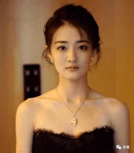 虞书欣不是才24岁吗?怎么就秃成这样了…