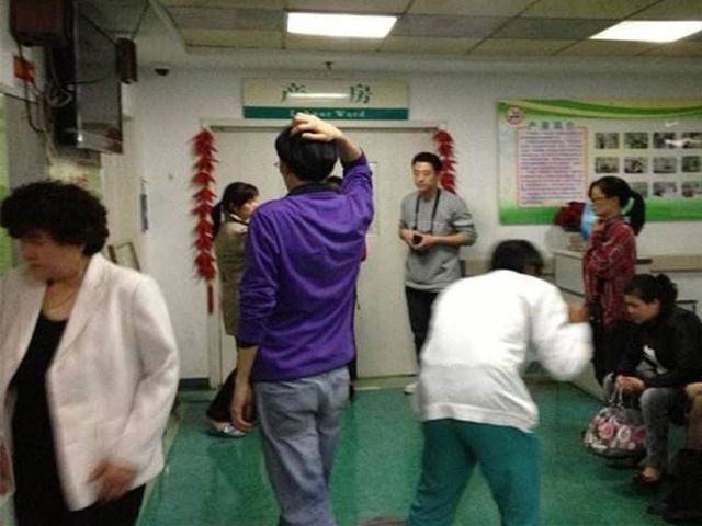 原创男子看到护士手中抱着的孩子，顿时大惊失色，拔腿就跑