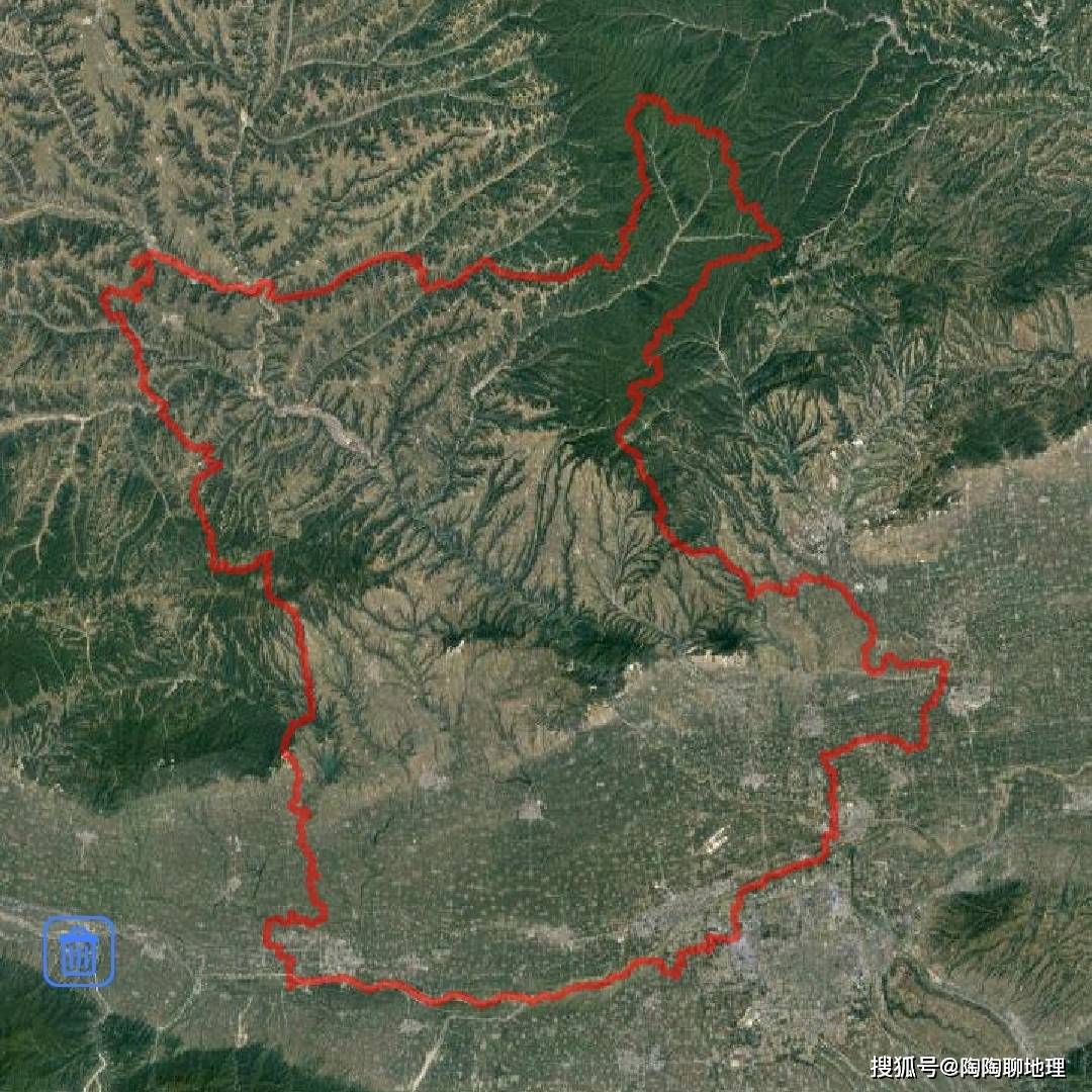 咸阳各区县人口及面积排名_咸阳机场图片(3)