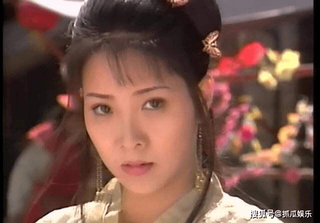 老演员的古装和正装的对比,看原始的美,如何夺得人心