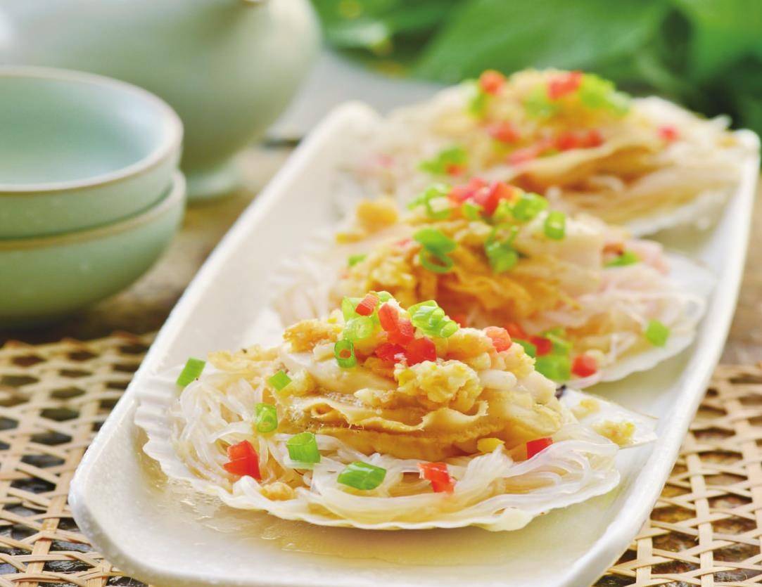 蒜蓉粉丝蒸扇贝